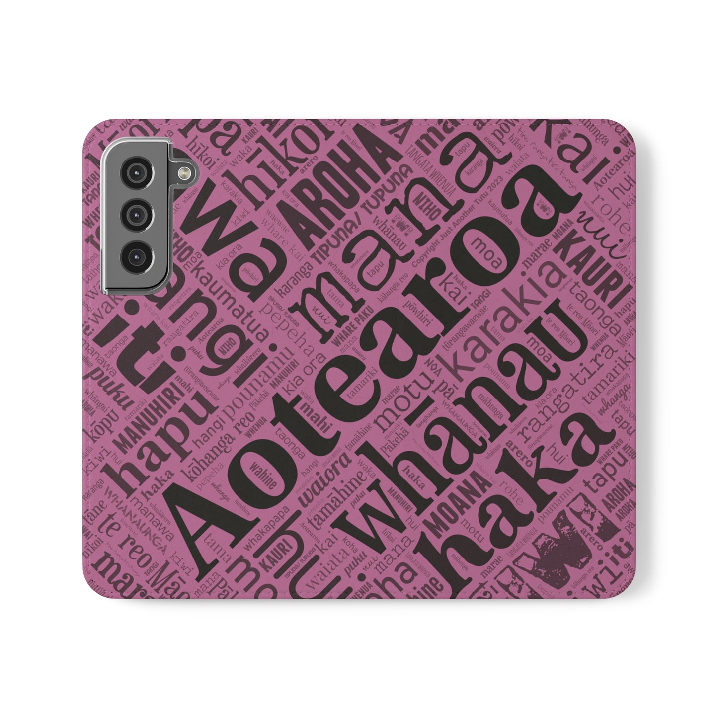 Pink Māori Word Art Flip Cases