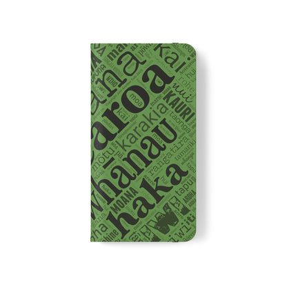 Green Māori Word Art Flip Cases