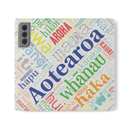 Rainbow White Māori Word Art Flip Cases