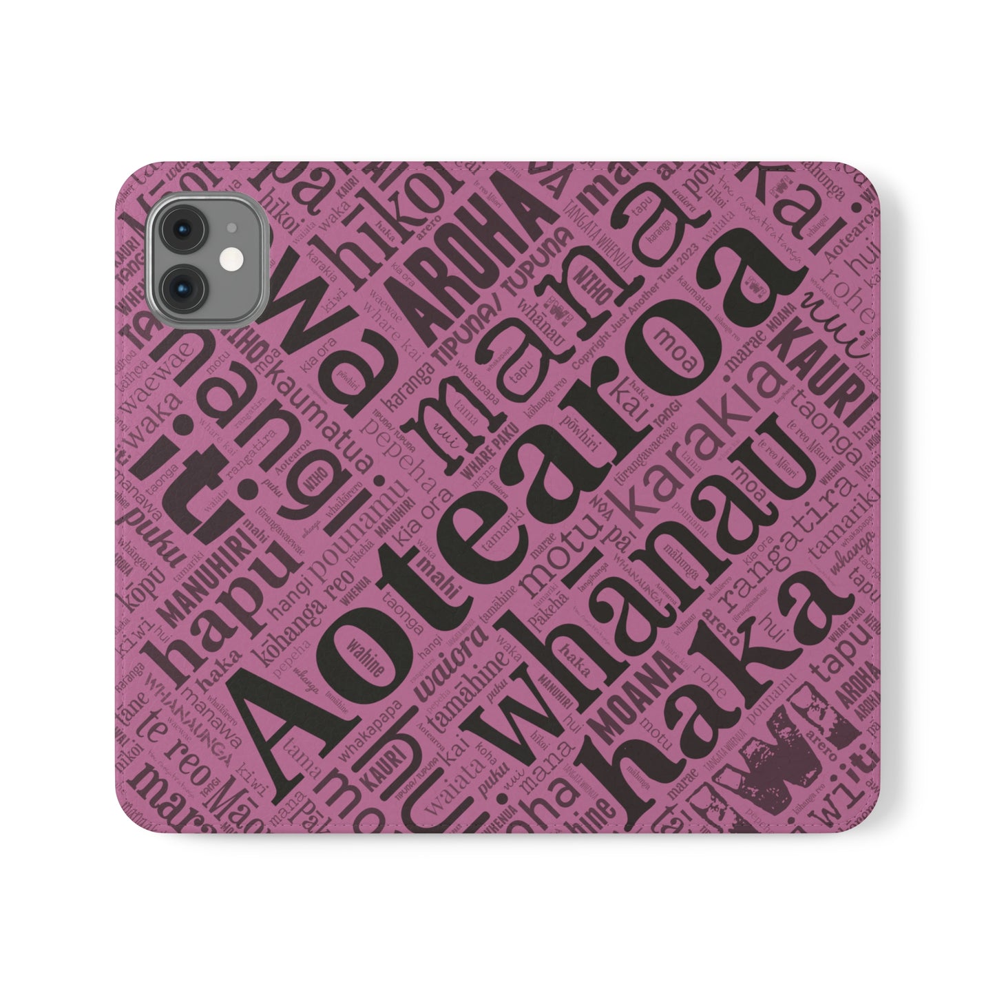 Pink Māori Word Art Flip Cases