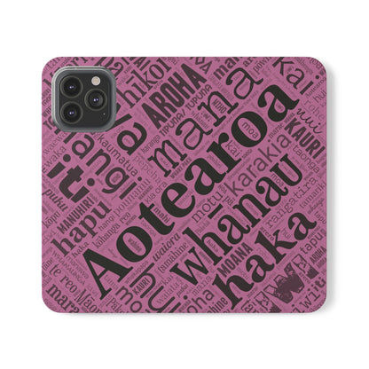 Pink Māori Word Art Flip Cases