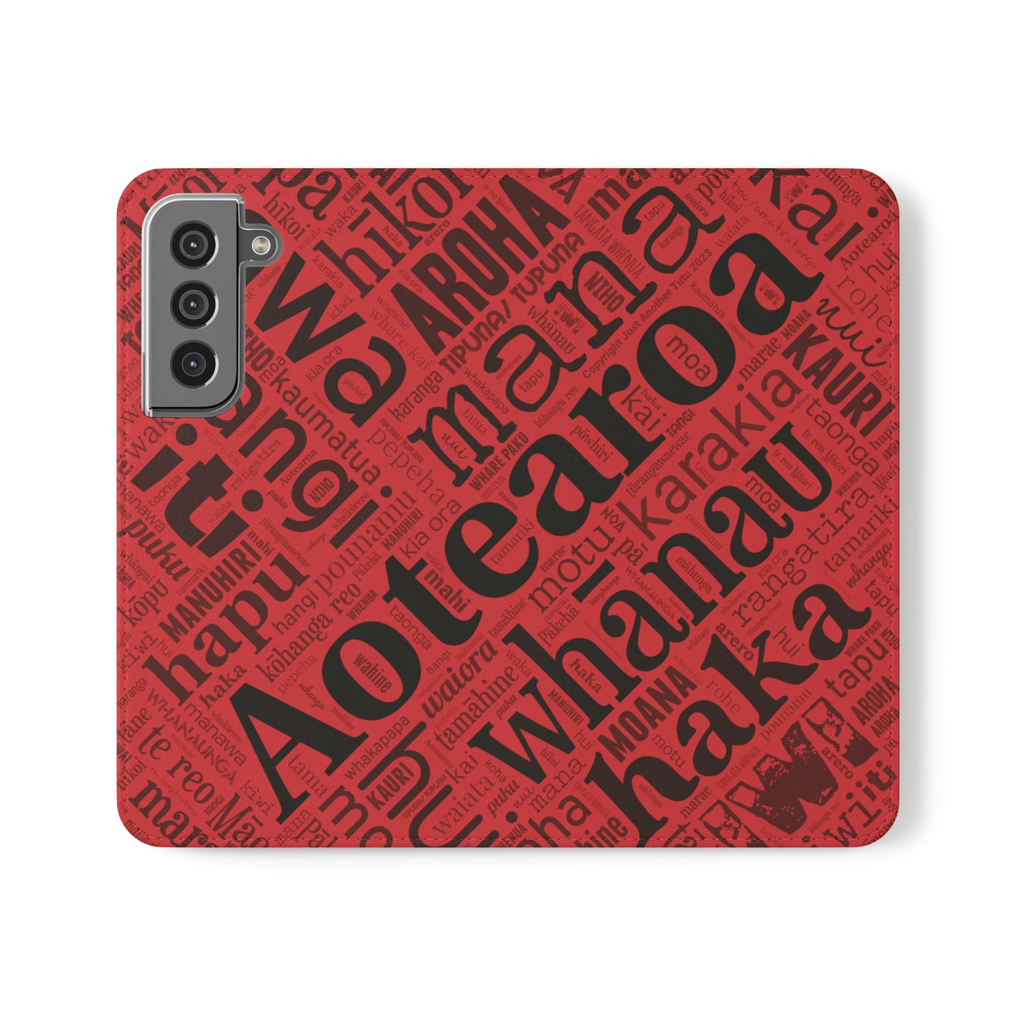 Red Māori Word Art Flip Cases