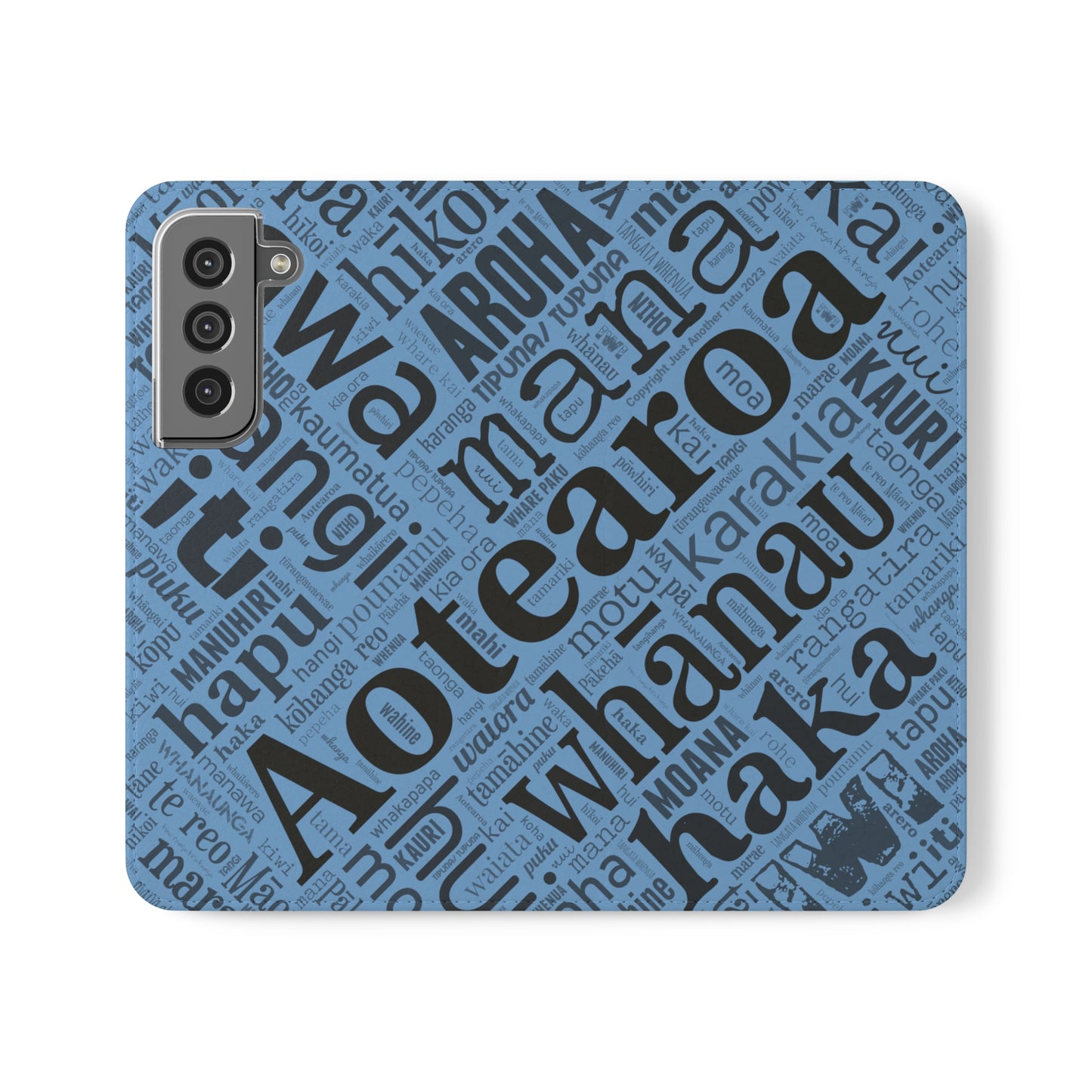 Light Blue Māori Word Art Flip Cases