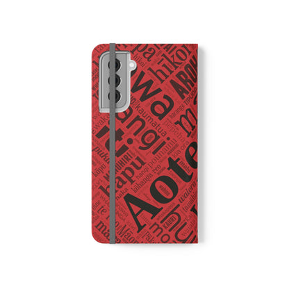 Red Māori Word Art Flip Cases