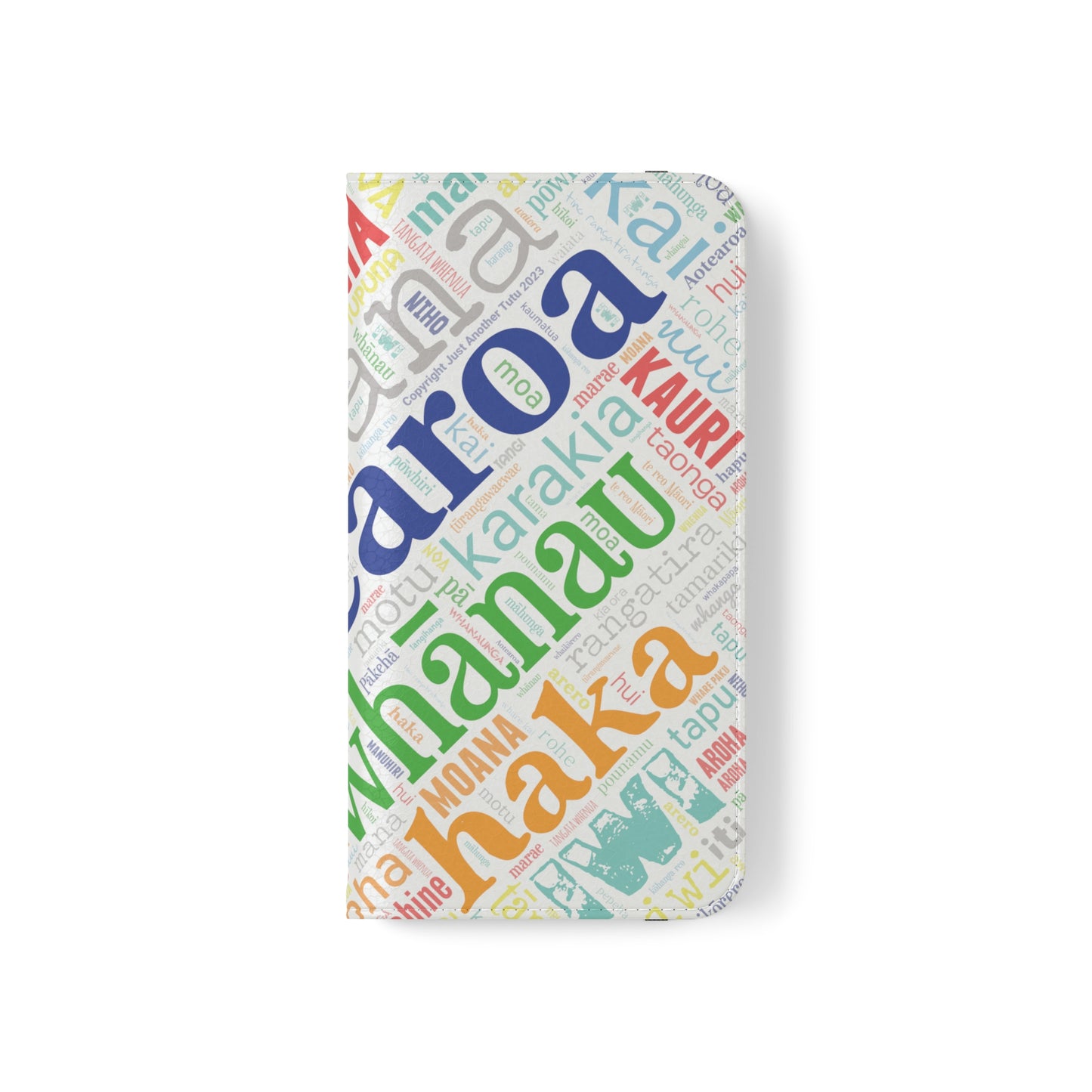 Rainbow White Māori Word Art Flip Cases