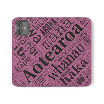 Pink Māori Word Art Flip Cases