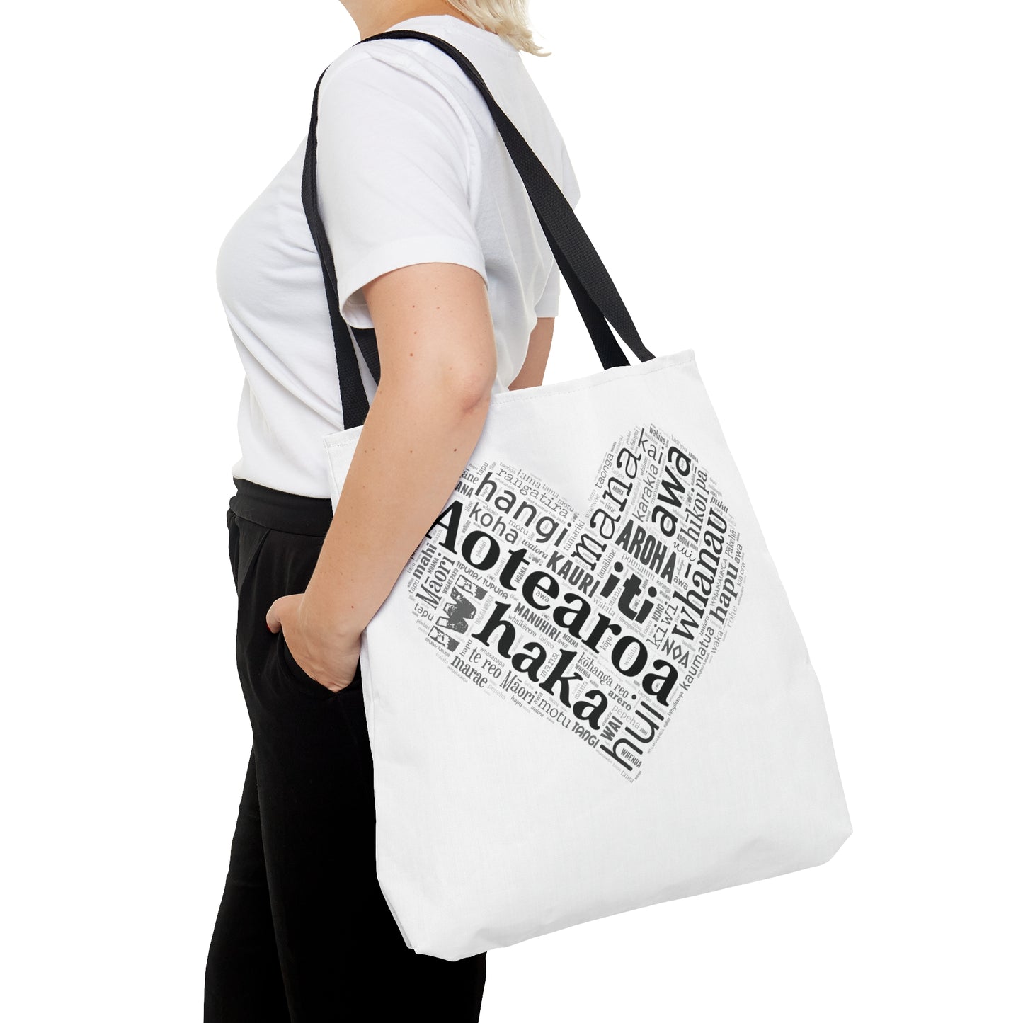 Māori Word Art Heart Tote Bag