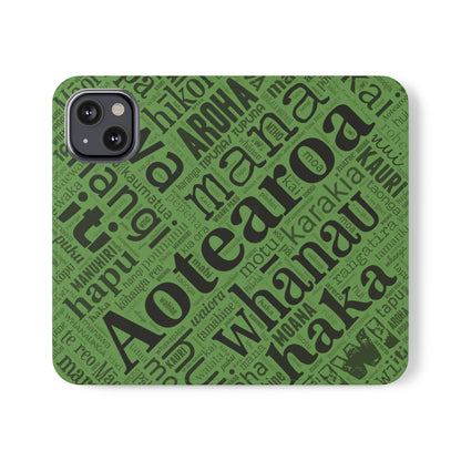 Green Māori Word Art Flip Cases