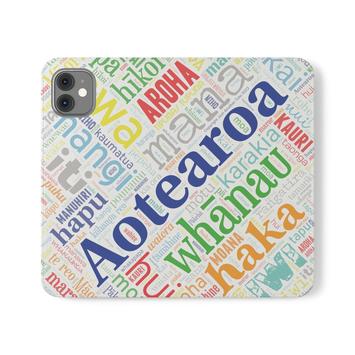 Rainbow White Māori Word Art Flip Cases