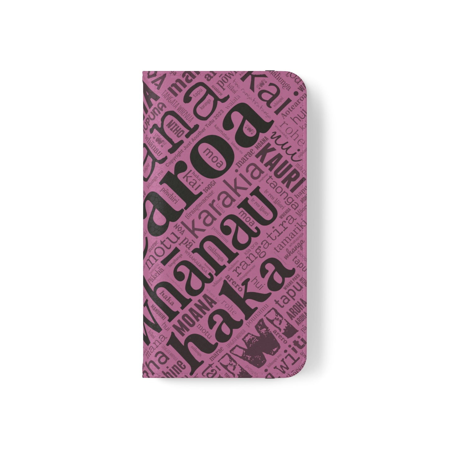 Pink Māori Word Art Flip Cases