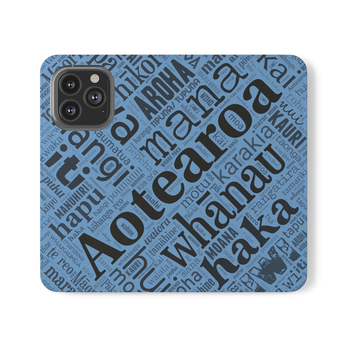 Light Blue Māori Word Art Flip Cases