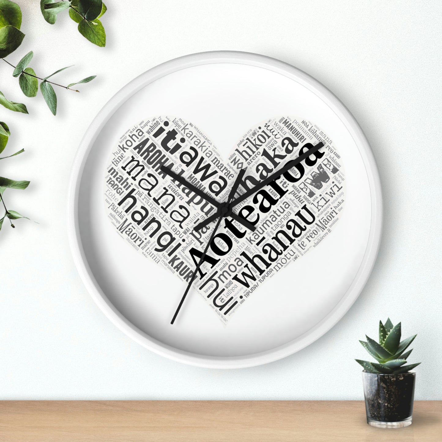 Māori Word Art Heart Wall clock