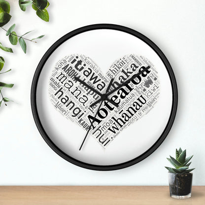 Māori Word Art Heart Wall clock