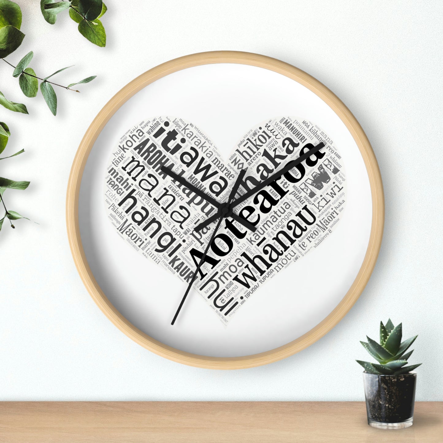 Māori Word Art Heart Wall clock