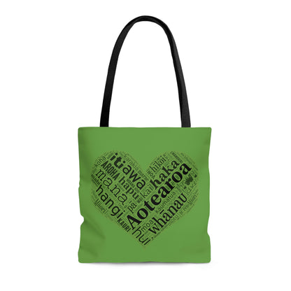 Green Māori Word Art Heart Tote Bag