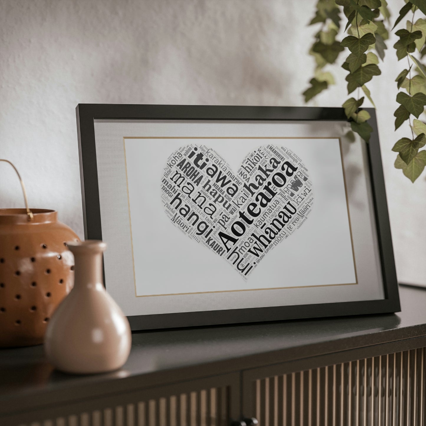 Māori Word Art Heart Framed Picture